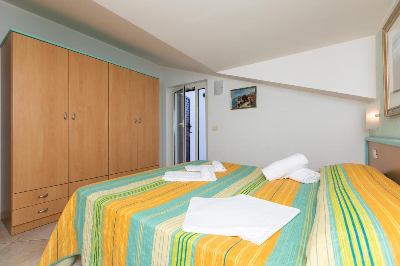 Residence Villantica Весте Екстериор снимка